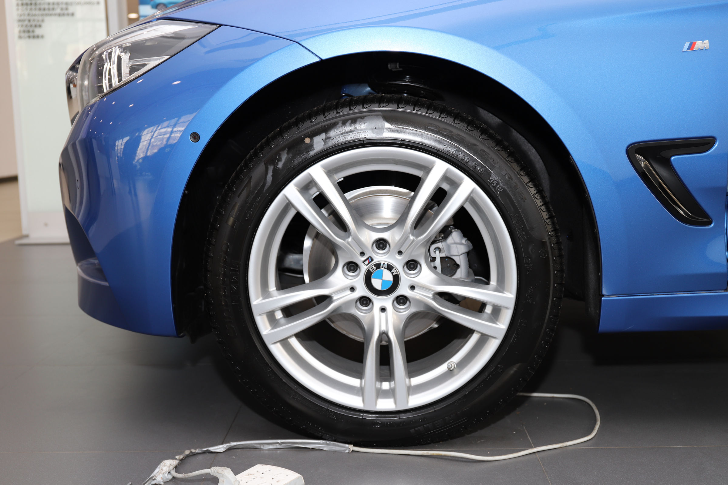 宝马gt3系进口顶配,宝马3系gt热销中购车优惠8万