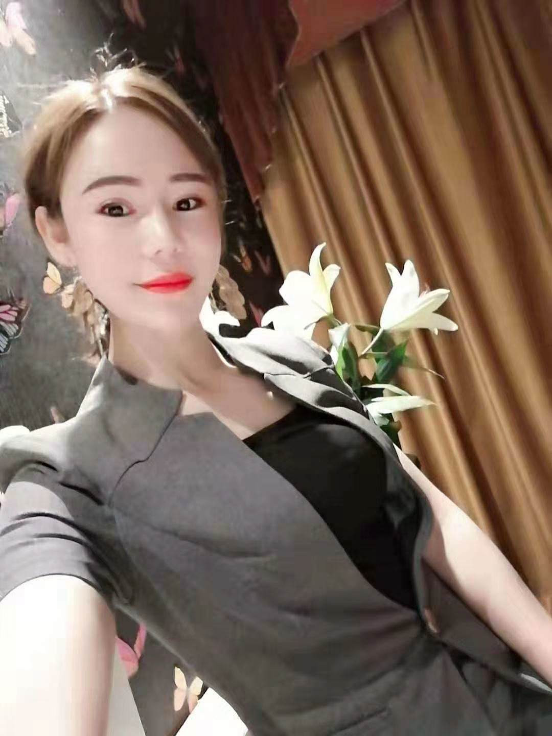 目前暴利的生意一年可以赚多少万,真正暴利的行业视频