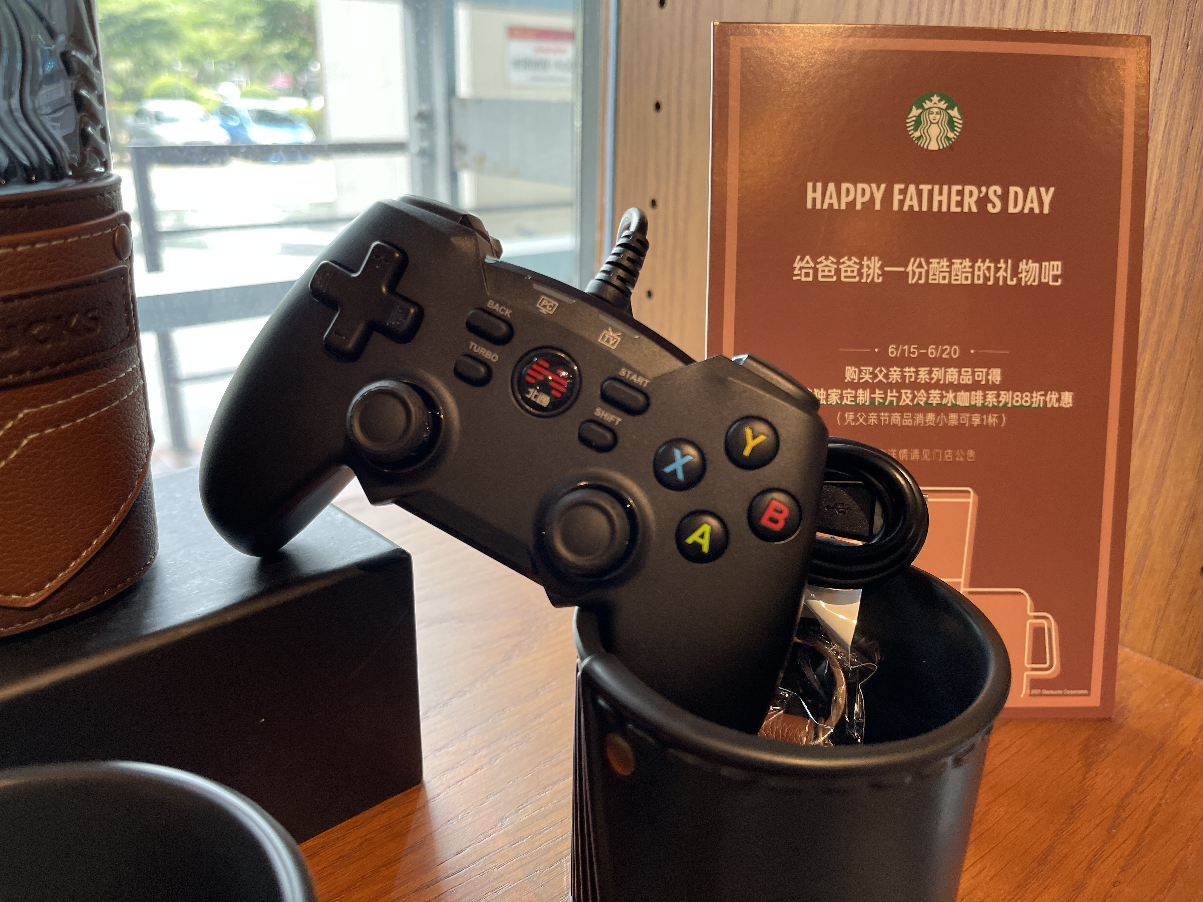 北通蝙蝠bd4e和雷神g50,北通蝙蝠4e手柄玩使命召唤