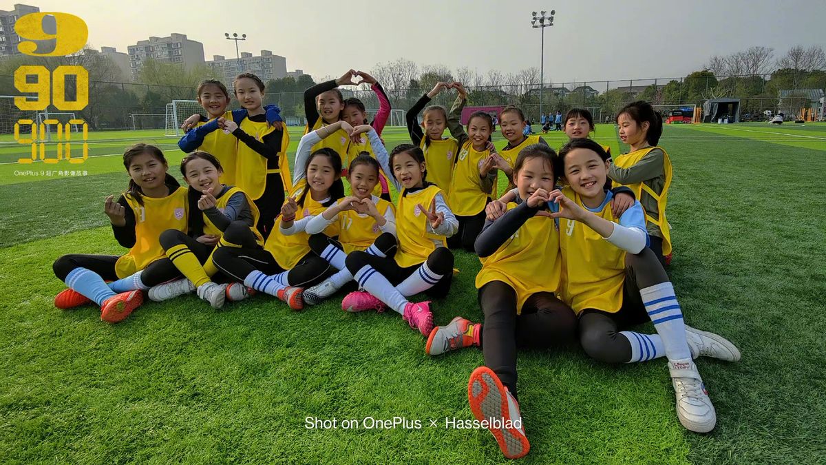 胡歌化身足球教练全集,胡歌足球教练身份