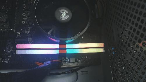 光威深渊电竞3200内存条,光威深渊内存用的什么颗粒