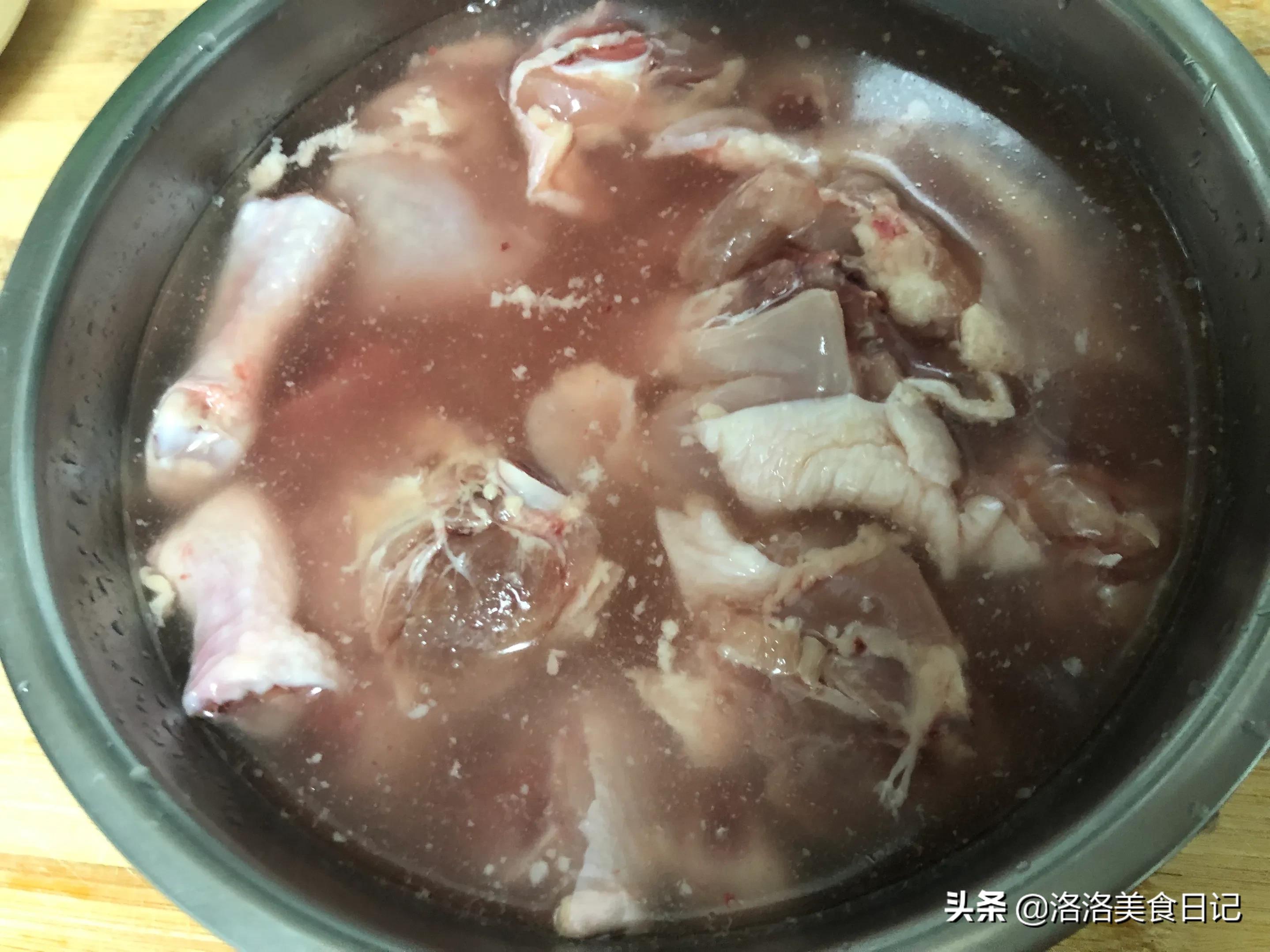 炖鸡汤时，牢记“三放三不放”诀窍，汤鲜肉嫩，营养又好喝