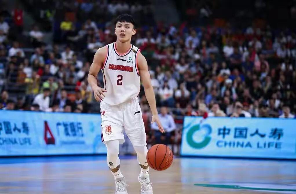 2022至2023辽粤常规赛比赛徐杰,辽篮球迷评论徐杰