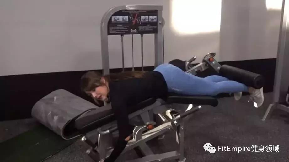 如何提高深蹲伸髋力量,深蹲和硬拉锻炼的肌肉部位图