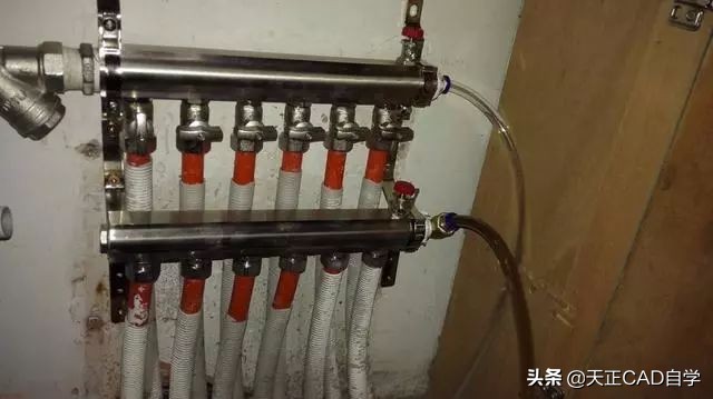 家里暖气片取暖效果差怎么办？老师傅教你4招，秒解决