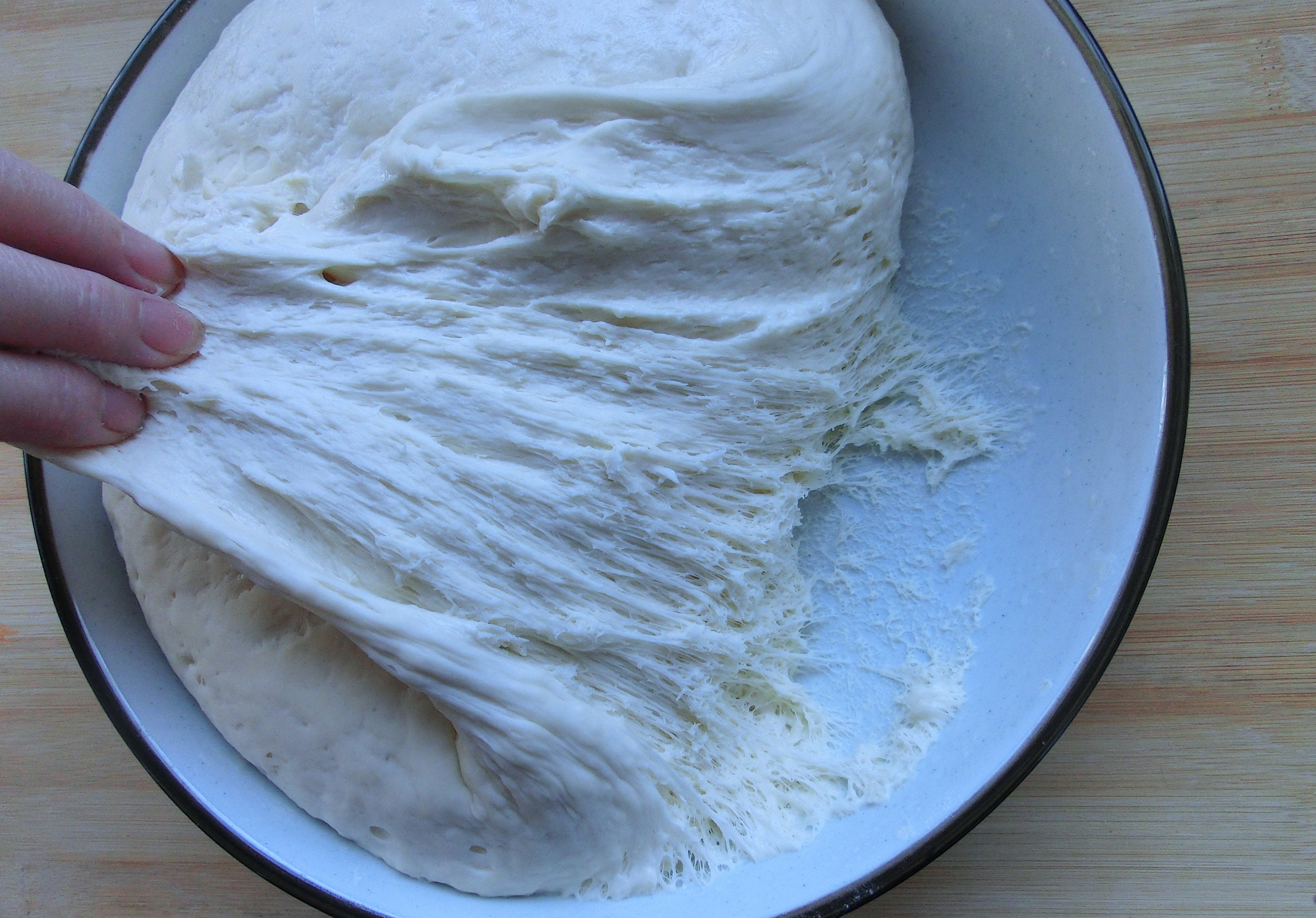 蒸包子要注意什么熟了才不脱皮,蒸包子的做法不要酵母粉