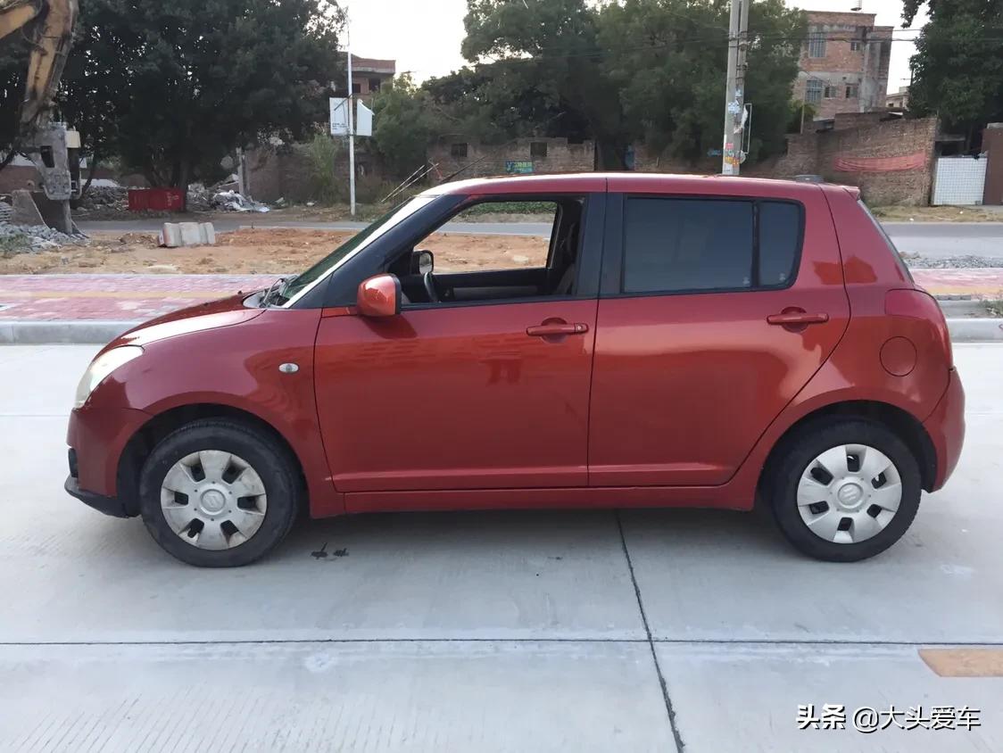 11年铃木雨燕1.3自动二手车价格,12年铃木雨燕翻新整备