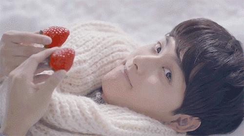 美食｜谁说甜品都很贵？8款高颜值低成本草莓甜品，一学就会