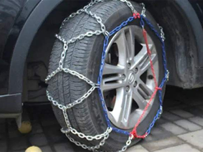 冬季遇到车轮打滑怎么办？记住这四条小妙招，安全无忧