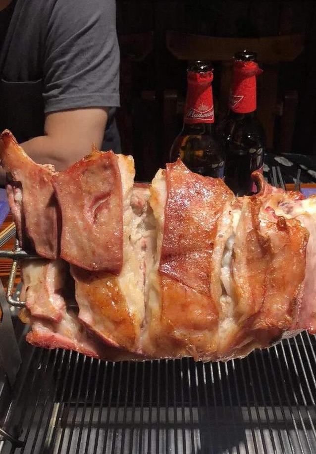 58一斤的烤羊腿,48斤烤全羊