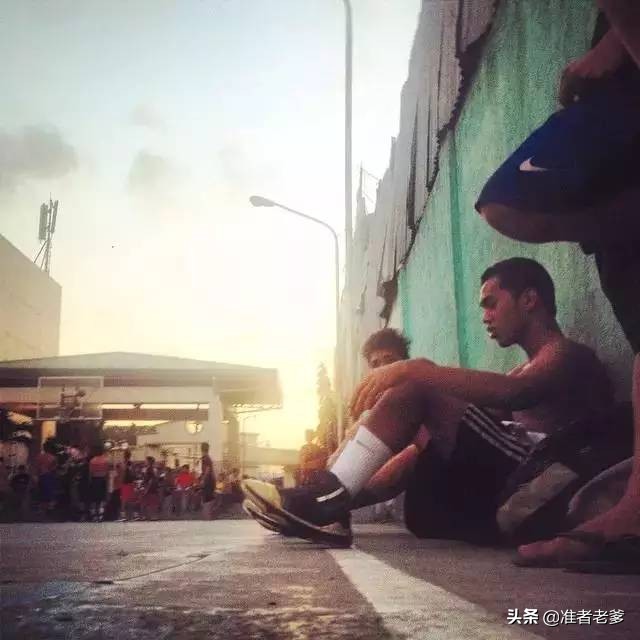 学生打篮球起争执被家长砍死,湖南中学生篮球打架