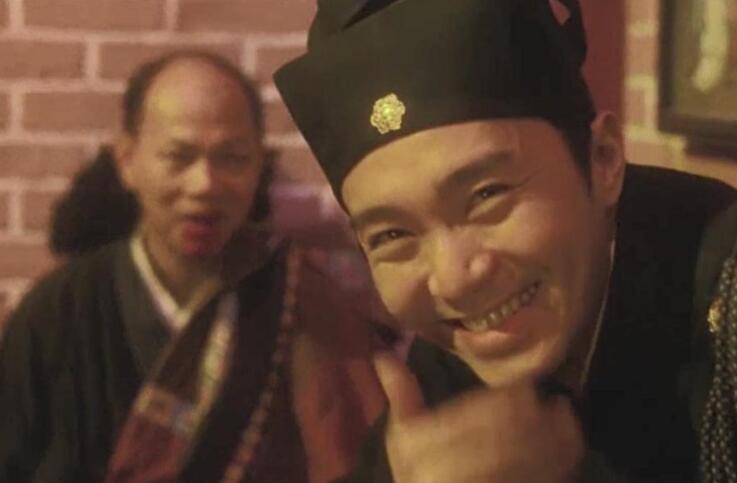 周星驰少林足球夺冠,周星驰少林足球夺金奖