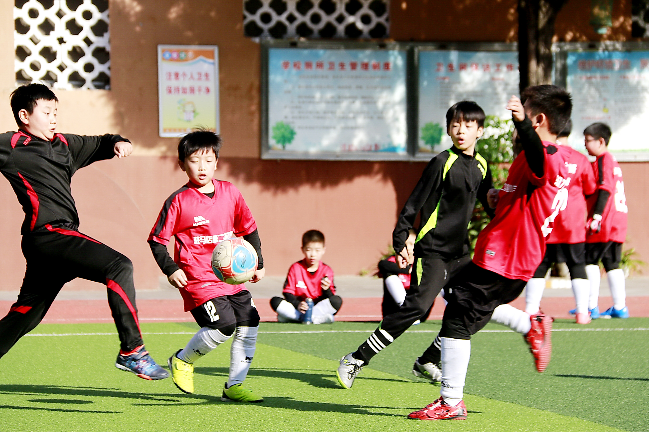 驻马店第二小学足球赛,驻马店校园足球赛