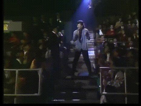 轰动香港乐坛的一首金曲,哪首歌奠定了香港乐坛的巅峰