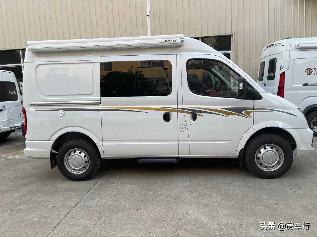 房车价格5-10万元低顶b型房车,房车大全20-30万的c型高档房车