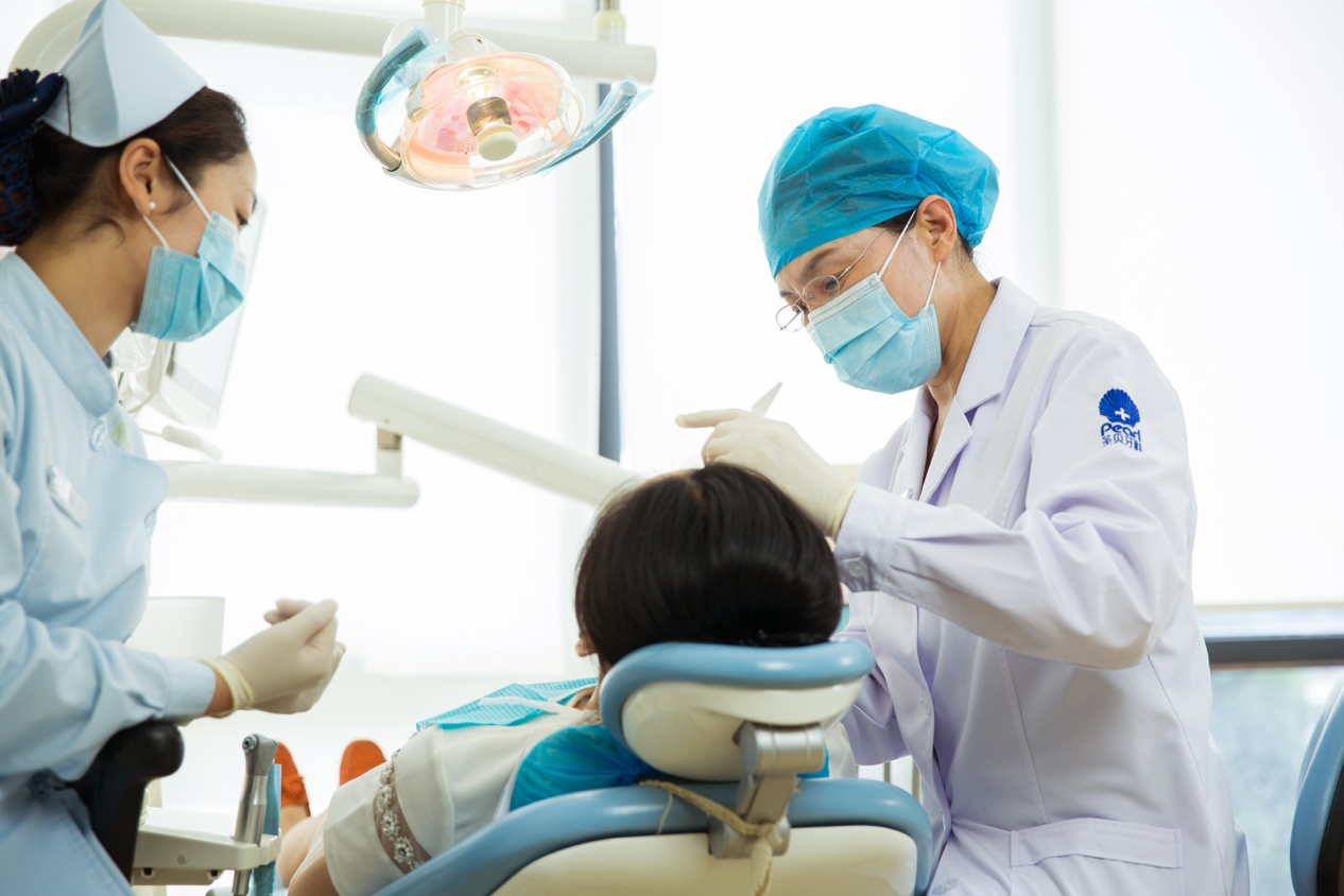 新氧精准赋能回归医疗本质：圣贝口腔技术和服务两架马车行稳致远