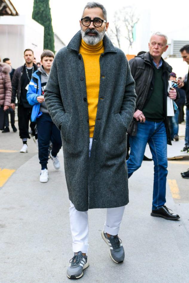 穿好2021流行色，比别人先时髦一步，这4款黄色单品不要错过