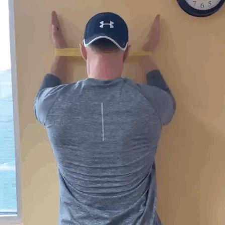 俯卧撑正确姿势肩胛骨怎么打开,新手练俯卧撑和平板卧推