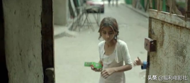 票房却破十亿的电影,票房破百亿人民币的电影