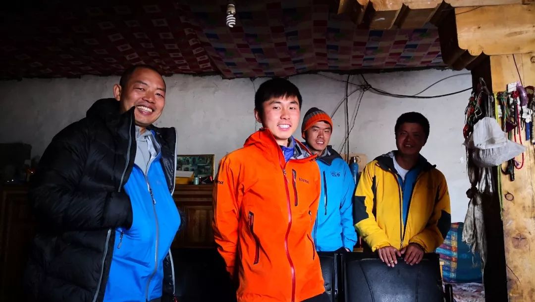 93.840160°E，30.945246°N海拔5686米，萨普转山意外收获未登峰