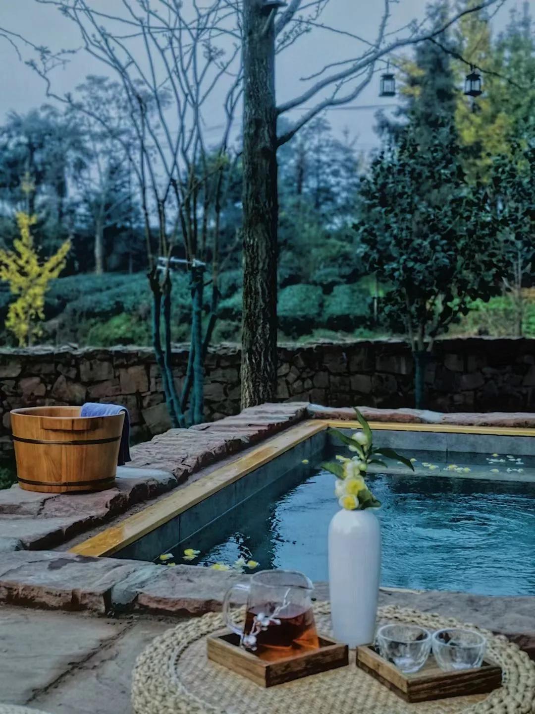 如何诗意的度过初冬？我在雅安这些私藏美宿里找到了答案