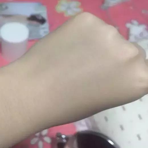 自带磨皮特效粉底液,自带磨皮效果的粉底液