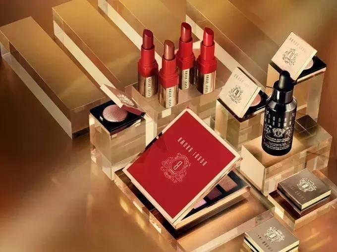 新品：纪梵希推出2019年情人节限量版口红