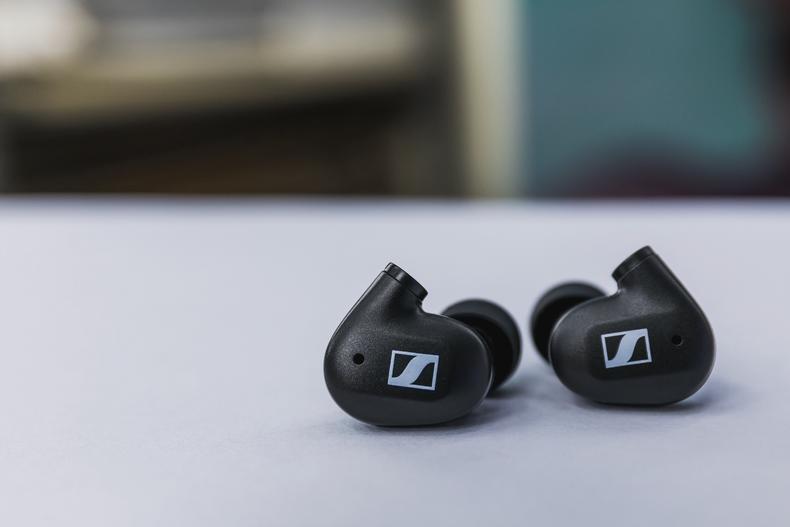 铁三角ls50is和森海塞尔ie40pro,森海塞尔ie40pro