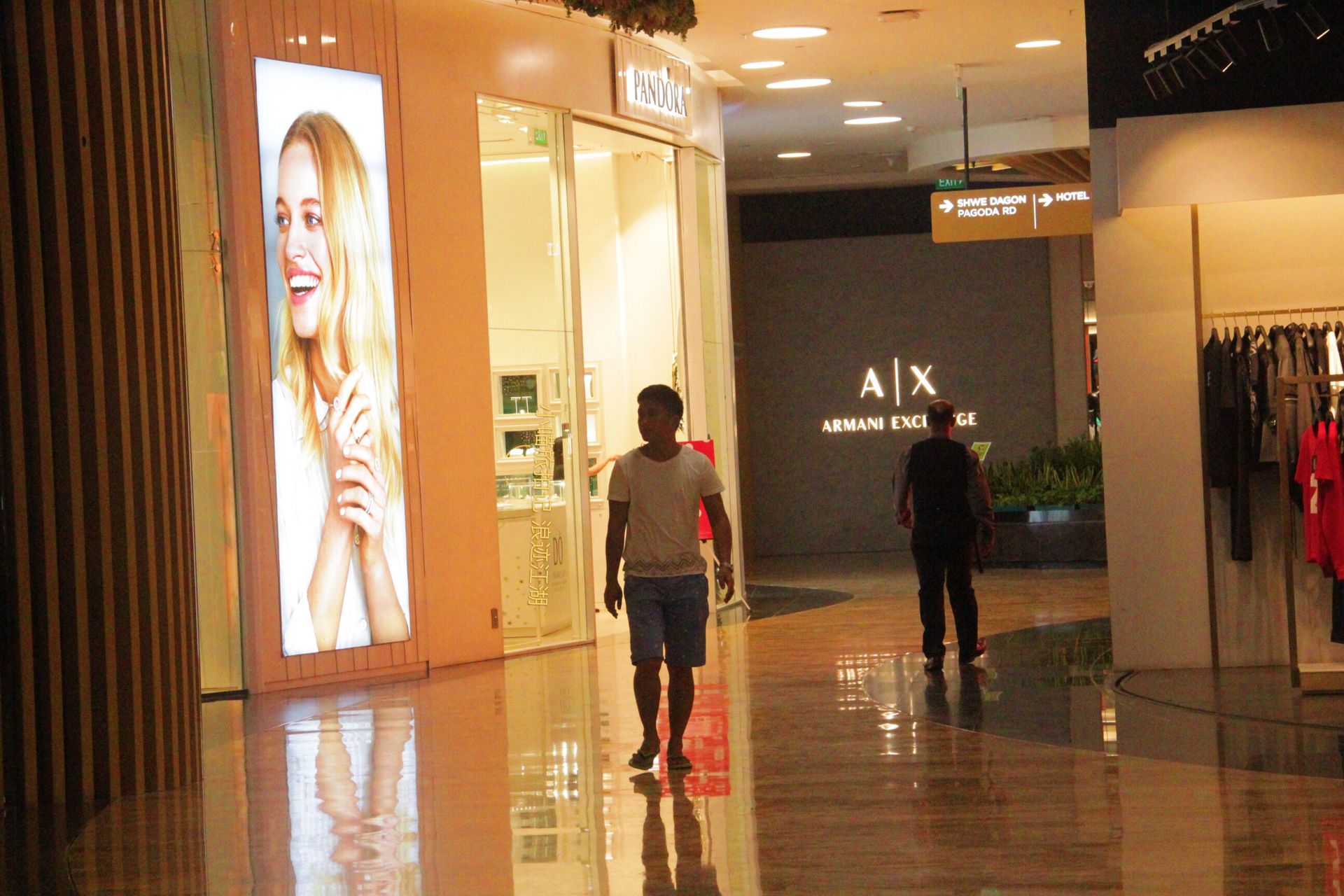 缅甸仰光房价怎么那么贵,缅甸房价便宜