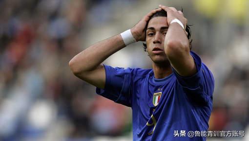 佩莱那些事:差点去跳交际舞,费耶诺德的“Tony老师”