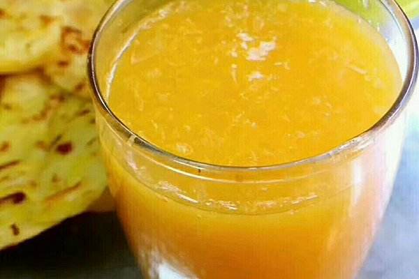 剥下来的橘子皮可以泡水喝吗,用新鲜的橘子皮泡水喝有啥功效