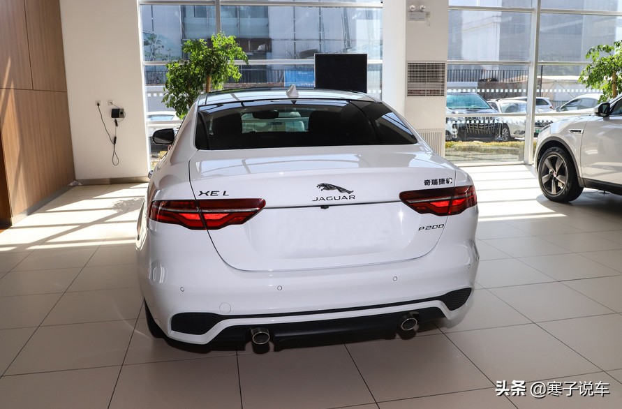 19年捷豹xel对比20年捷豹xel,2024捷豹xel和2023捷豹区别