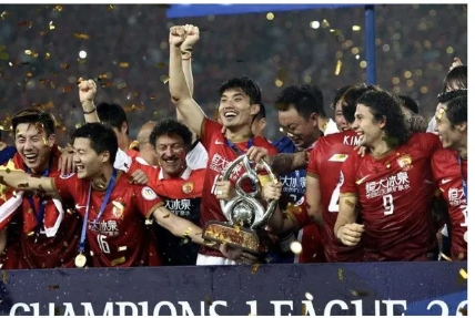 2018年中超恒大怎么没夺冠,恒大中超9年8冠