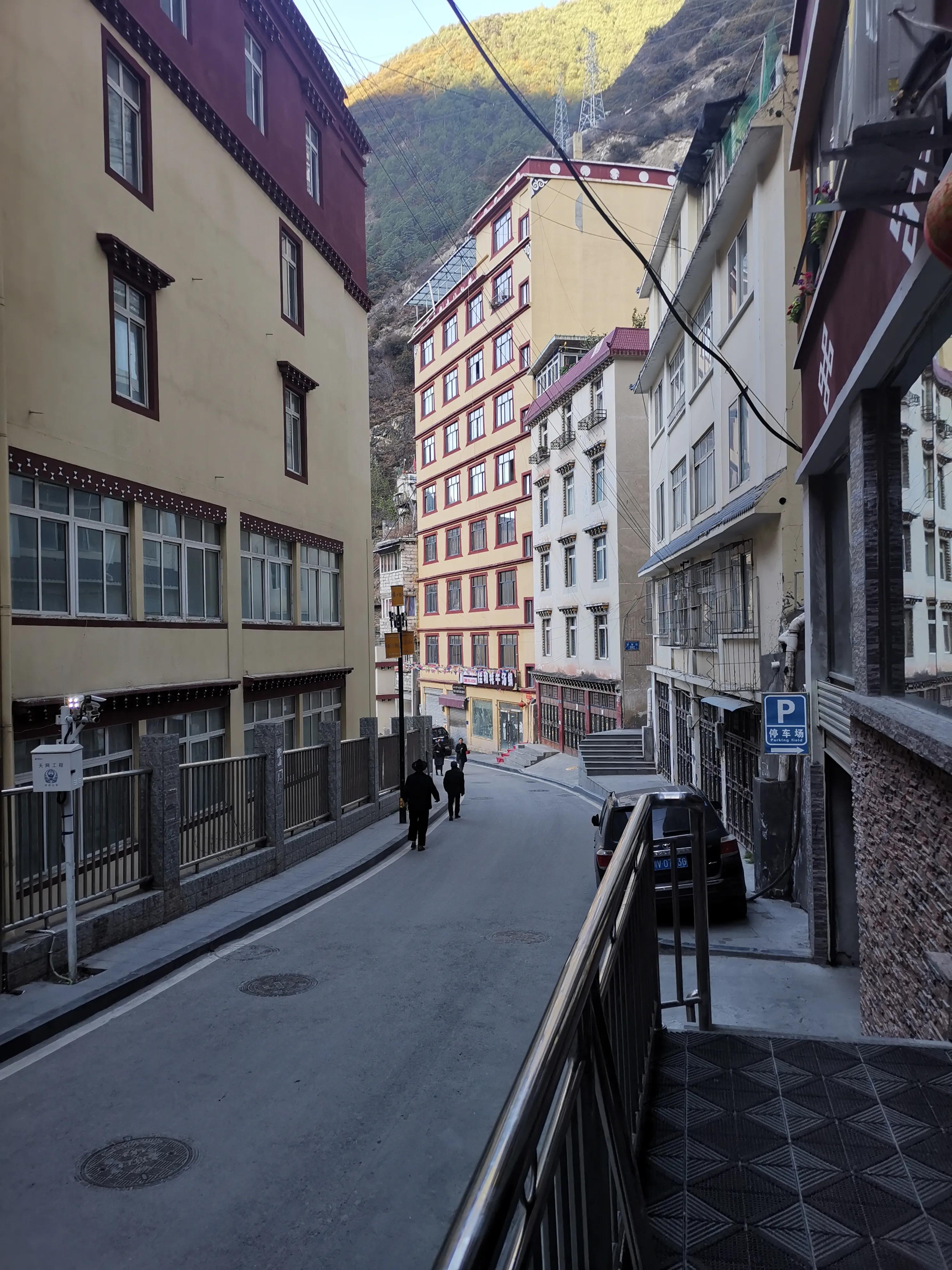 开车第一次进藏要注意什么,自驾游进藏不建议开的车