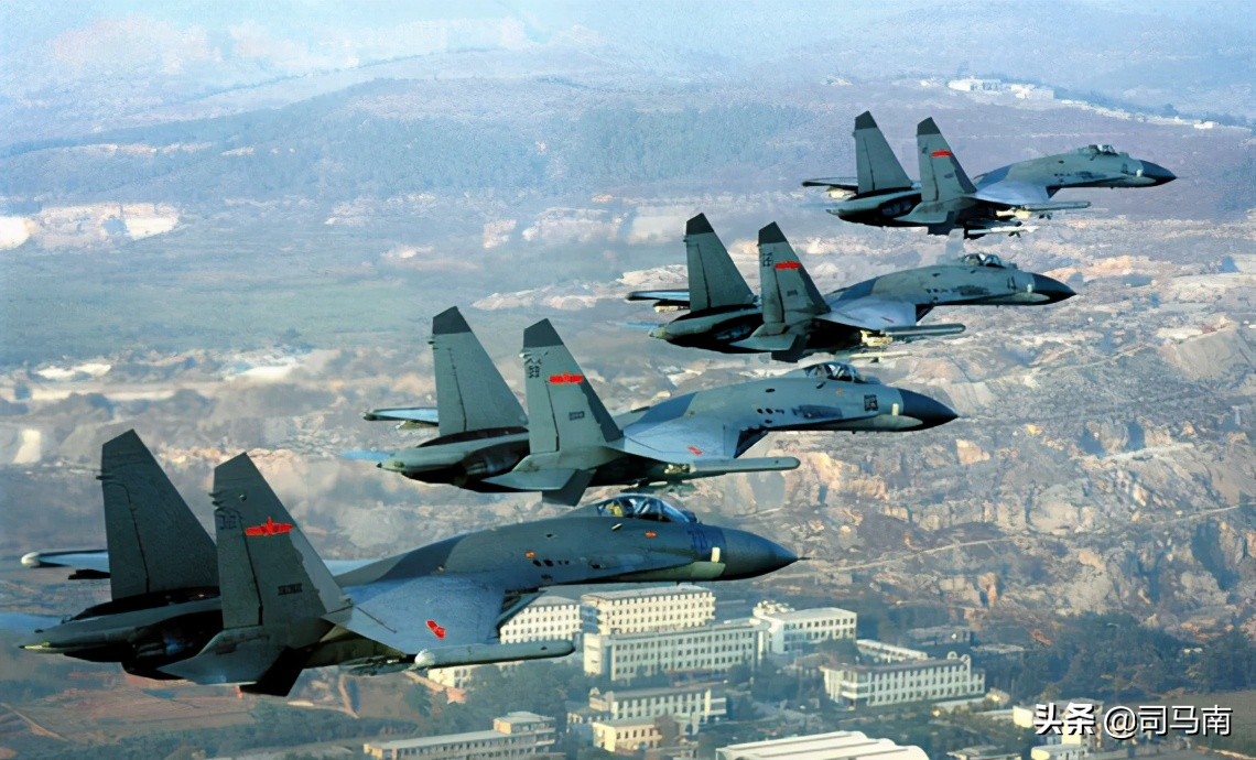 解放军出手了,大规模机群扇动起铁翅膀,针对美日反击将来临?