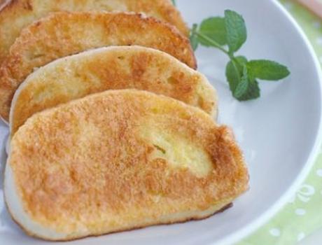 炸馒头片蘸水还是裹蛋液,炸馒头裹鸡蛋的做法视频