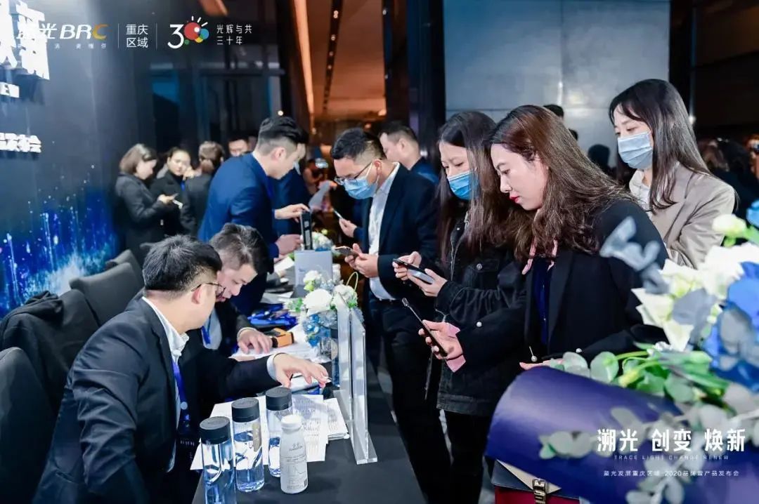 从十里蓝山到国博山，深耕13载与重庆共“未来”