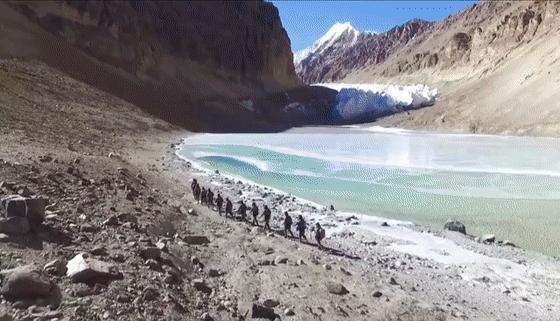 中国军人抗击侵略者视频,中国军人抗击日寇视频