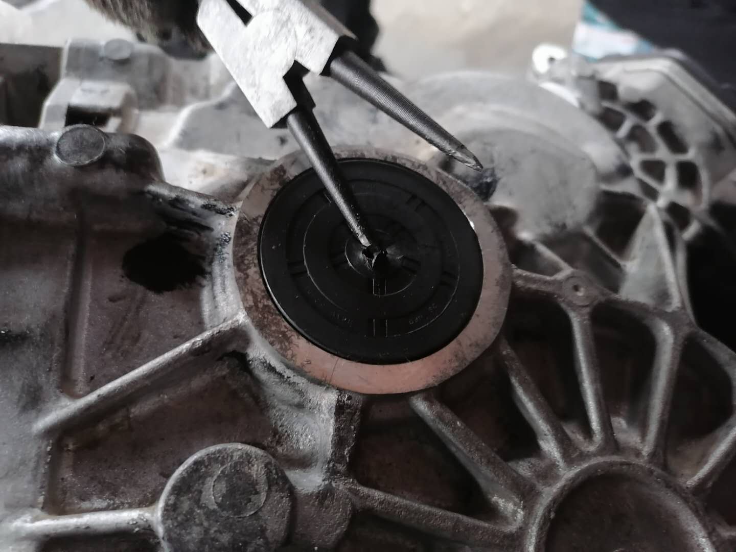 14款帕萨特干式双离合维修,帕萨特dq200能换湿式的双离合吗