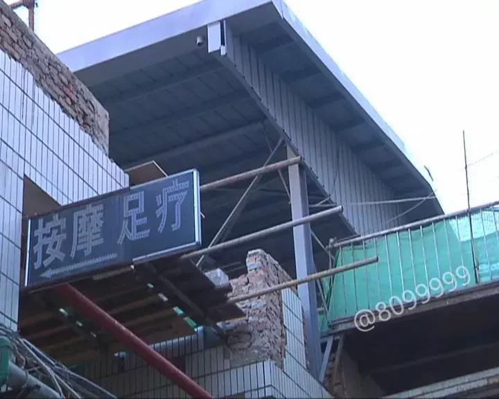 农贸市场顶棚坍塌致1死1伤,农贸市场房屋倒塌事件