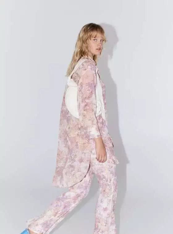 zara值得入手的连衣裙,zara新出的牛仔开叉连衣裙