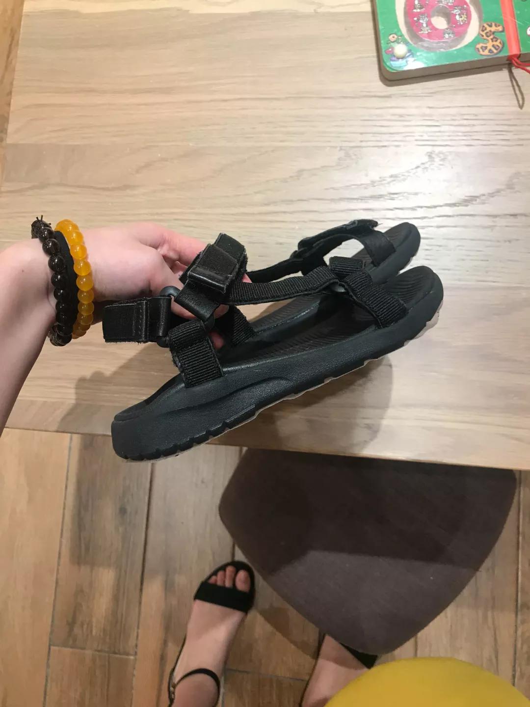 儿童凉鞋软底什么牌子好,儿童凉鞋哪种鞋底舒服