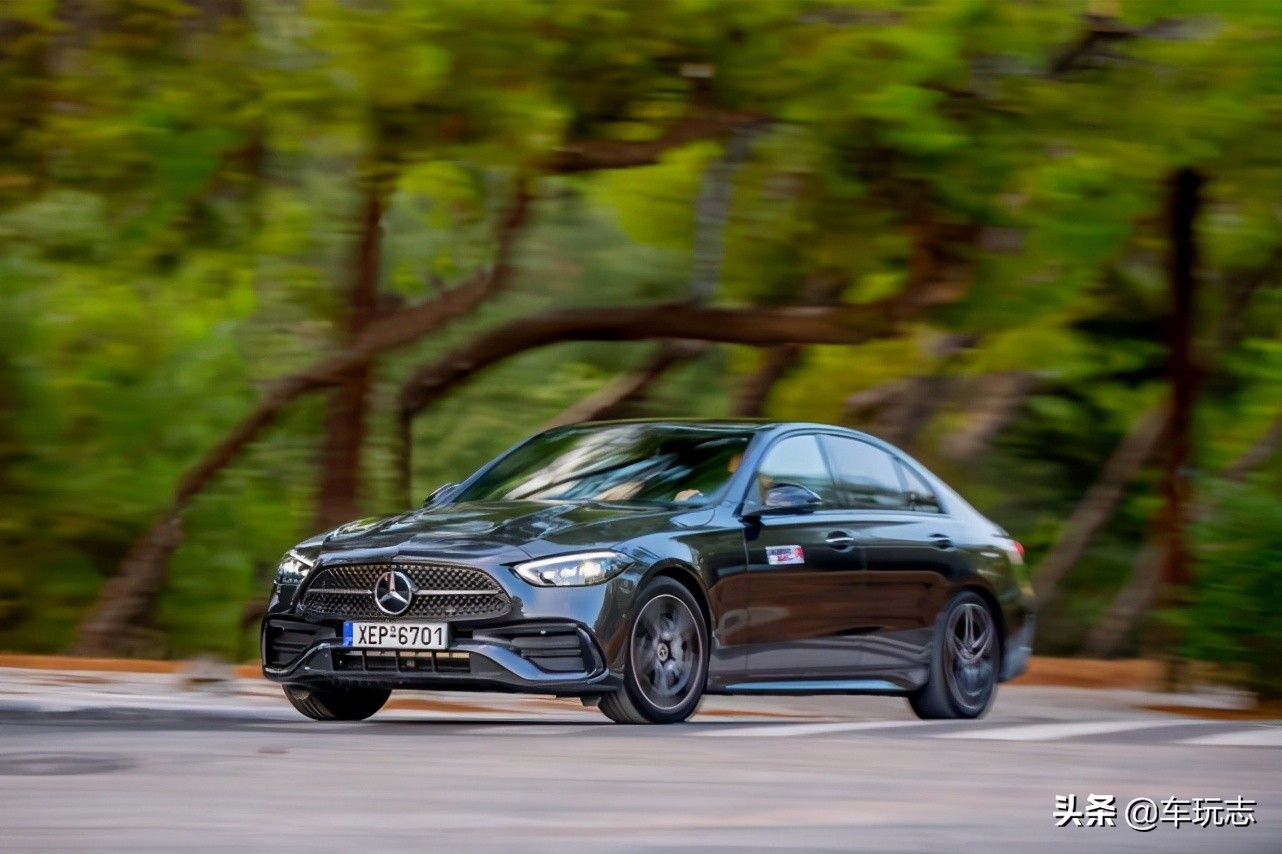 2019款奔驰c级c180l时尚型好不好,首试全新奔驰c级1.5t弱不弱鸡