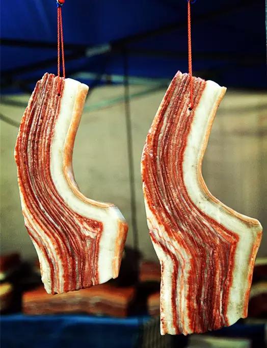 牧民捡到一块石头价格,牧民捡到石头值多少钱