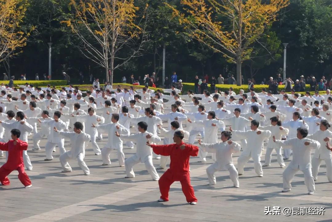 昆明2023年gdp增速,2022年一季度昆明各区县人口及gdp