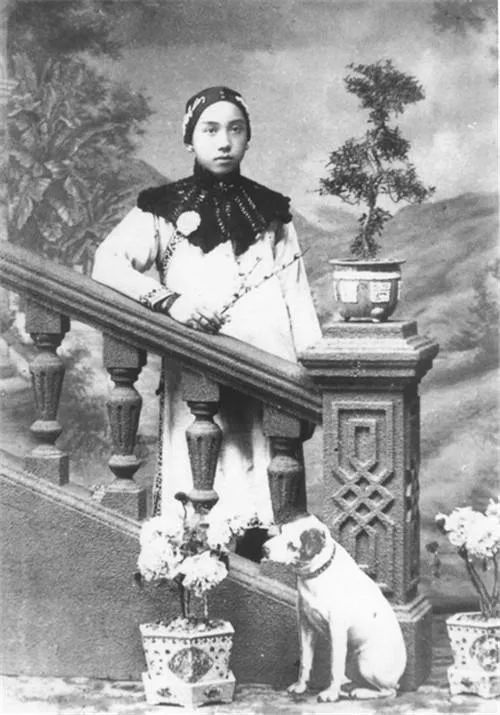 棣欐腐姊﹀够涓栫晫,棣欐腐姊﹀够閮藉競