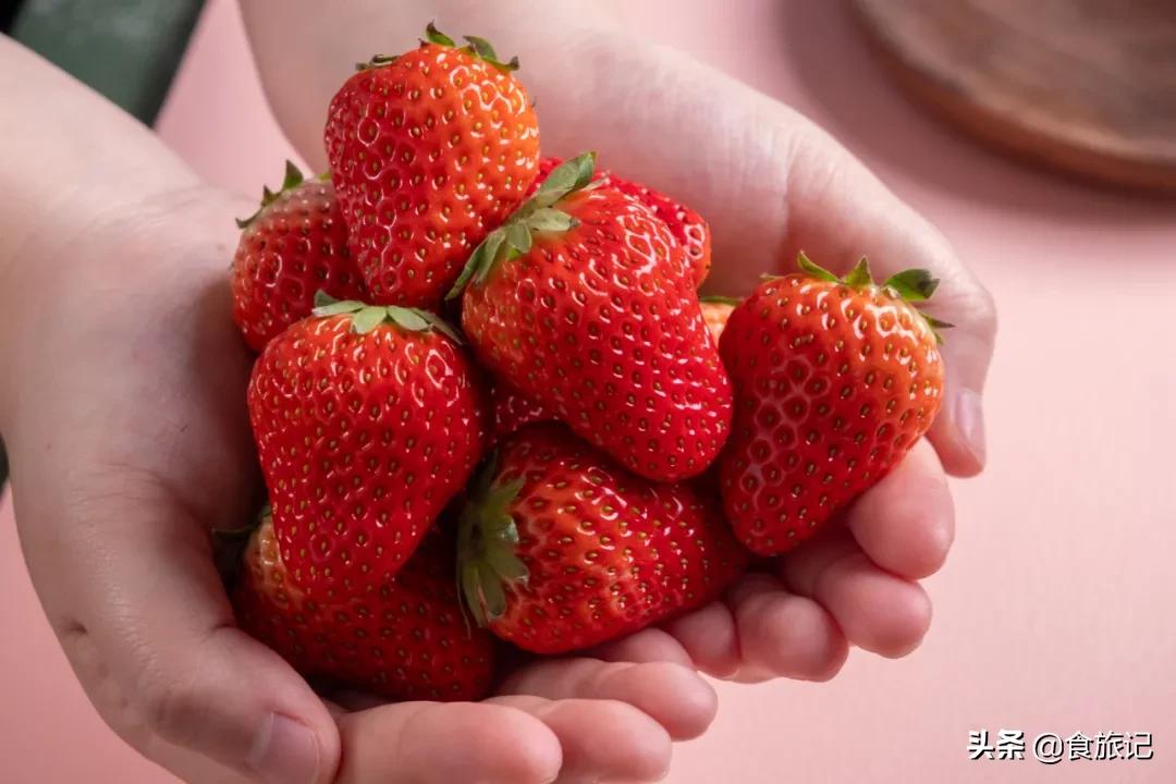 丹东红颜牛奶草莓为什么会火？