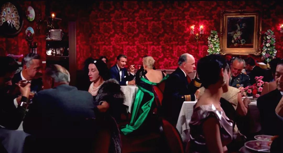 只知道梦露赫本，那你对四五十年代的美人一无所知