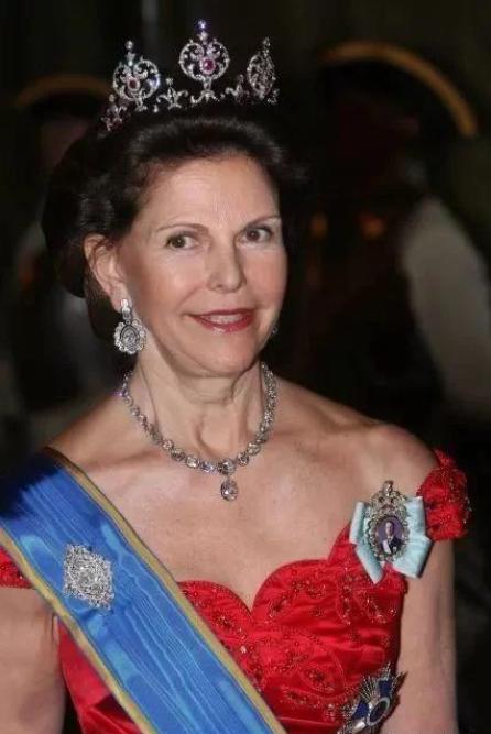 世界顶级奢华意大利珠宝,最奢华的古典欧式珠宝是这样的