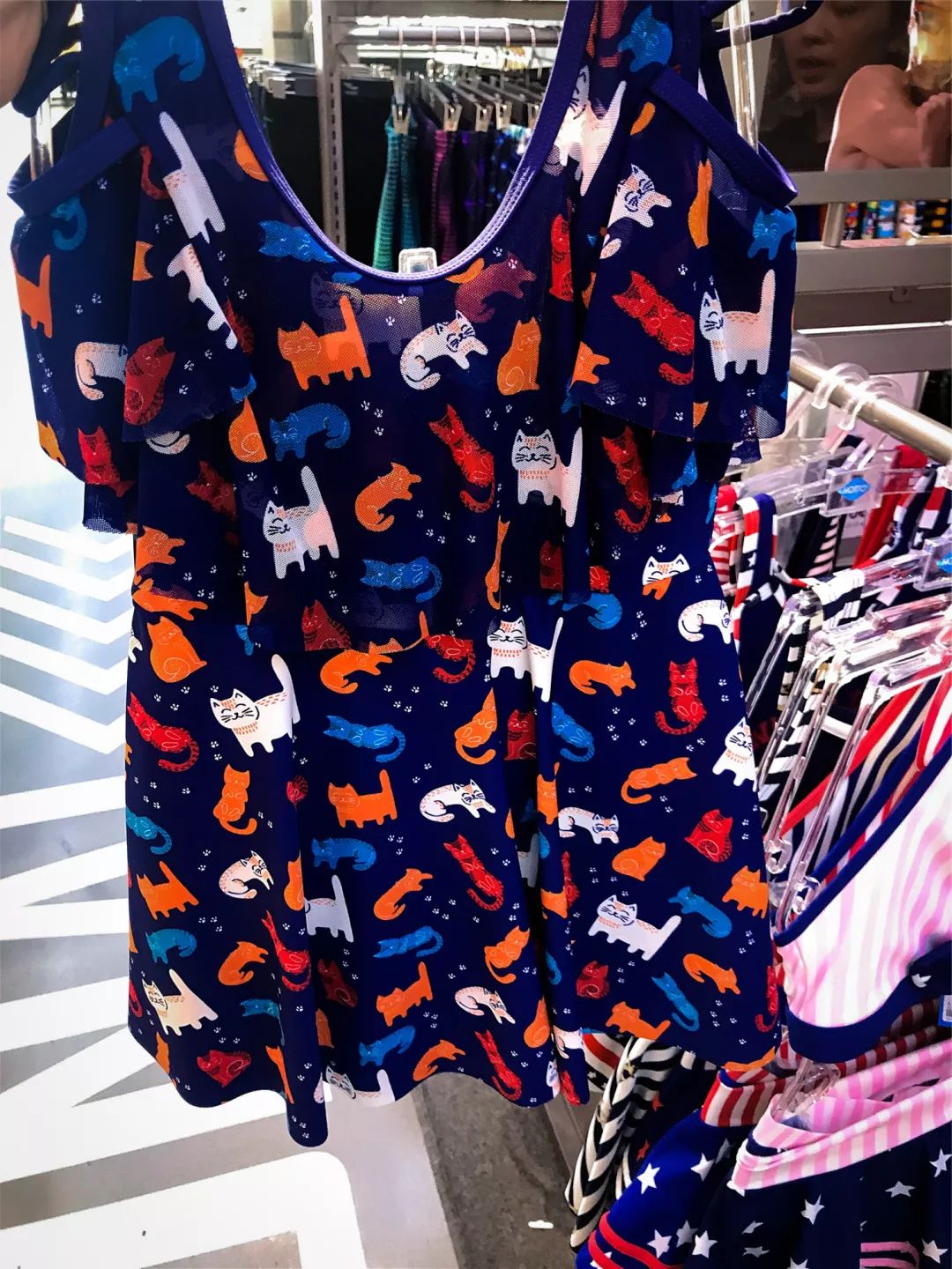 新手泳衣如何选购好的品牌,如何选择合适的儿童泳衣